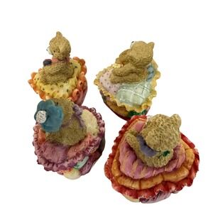 Vintage Style Teddy Bear Heart Pillow Figurines Set of 4 Multicolor Resin Decor